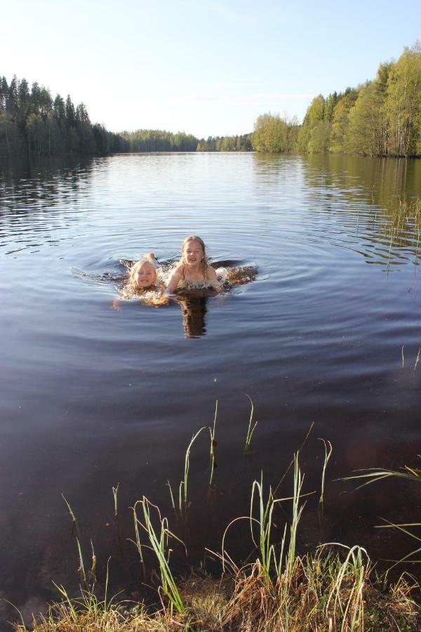 Menninkaeinen Cottage Rutalahti エクステリア 写真